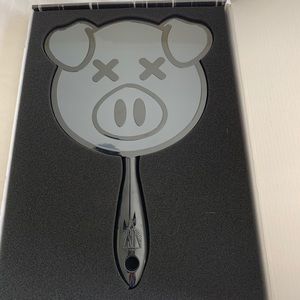 Jeffree Star x Shane Dawson Pig Mirror